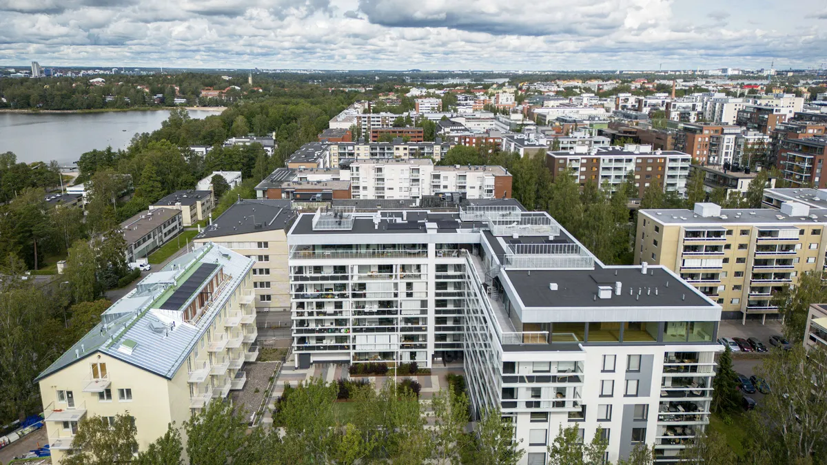 Nyt kääntyi OP:n kelkka: Asuntojen hintojen nousu peruttu tältä vuodelta