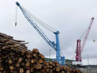 Viennin yleiskuva on tänä vuonna ollut heikkenevä etenkin metsäteollisuudessa, jonka suhdanne on kääntynyt maailmalla heikoksi. Kuvituskuvassa UPM:n Pietarsaaren-tehdas.