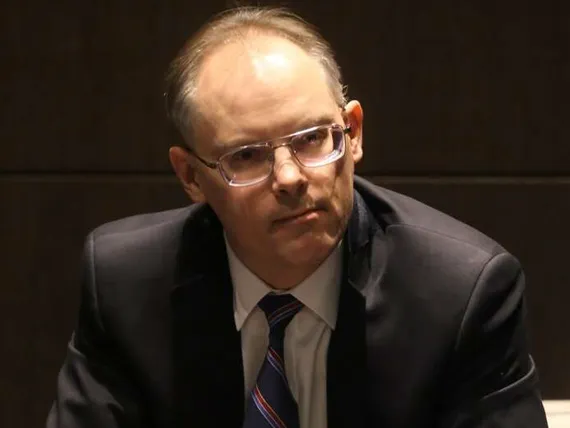 Menestysfirma antoi potkut kuolemansairaalle työntekijälle – Toimitusjohtaja joutui puuttumaan