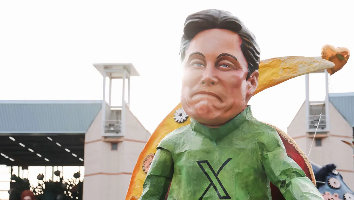 Elon Musk esitti jotain aivan päätöntä – ”Kädet mudassa siinä asiassa”