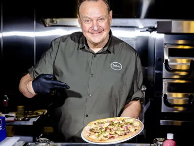 Johtajaksi noustuaan Tommi Tervanen arvioi, että Kotipizzan elinaika mitattaisiin kuukausissa, ei vuosissa – nyt yhtiö takoo kasvua kvartaali toisensa jälkeen: näin käänne tehtiin - Vimarsana News
