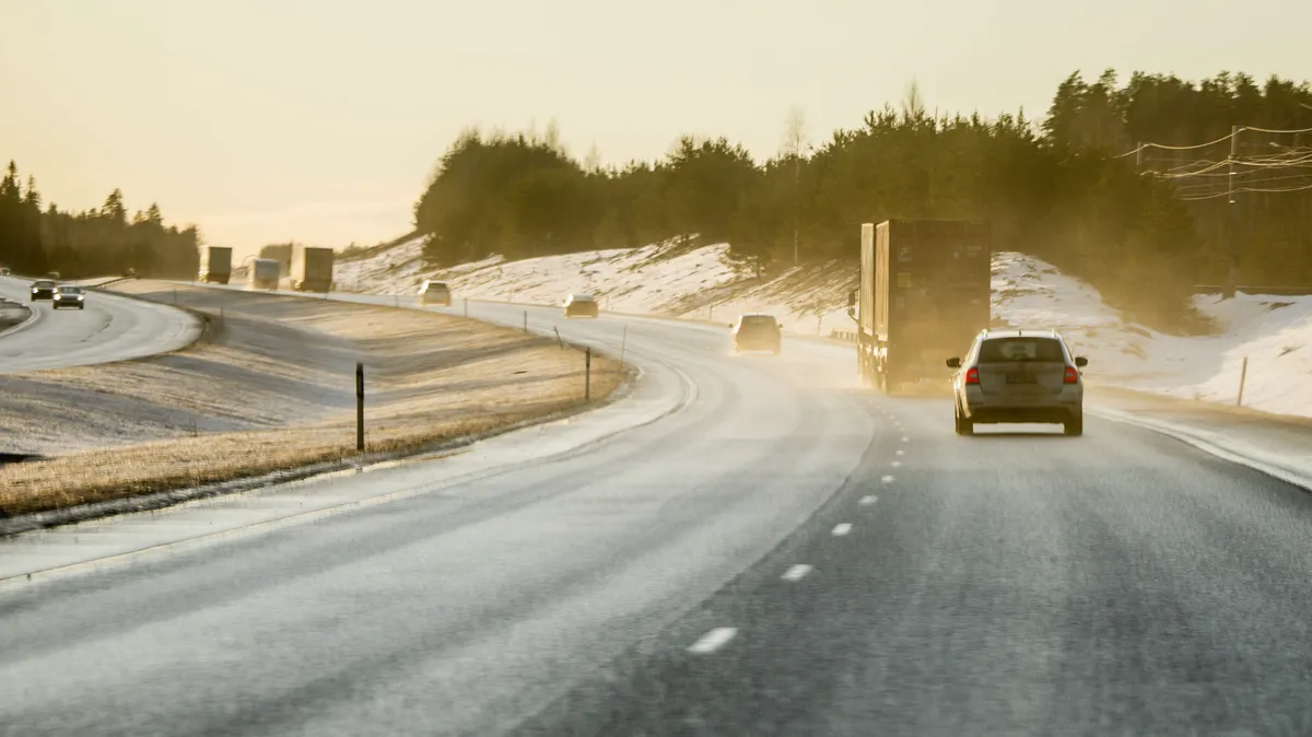 Yli 100 miljoonan panostukset julki – ”Kriittisiä myös Natolle”