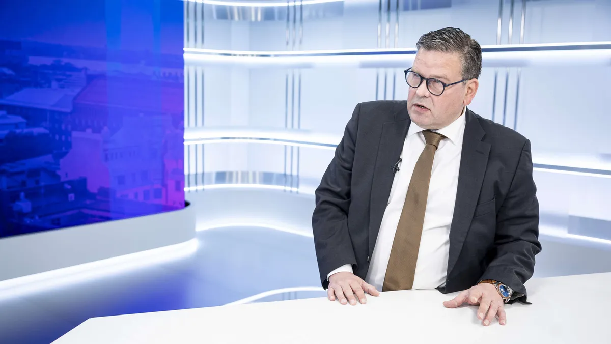 Kokoomukselta tuli "moukarintakomispaketti" – Suora Talousaamu käynnissä