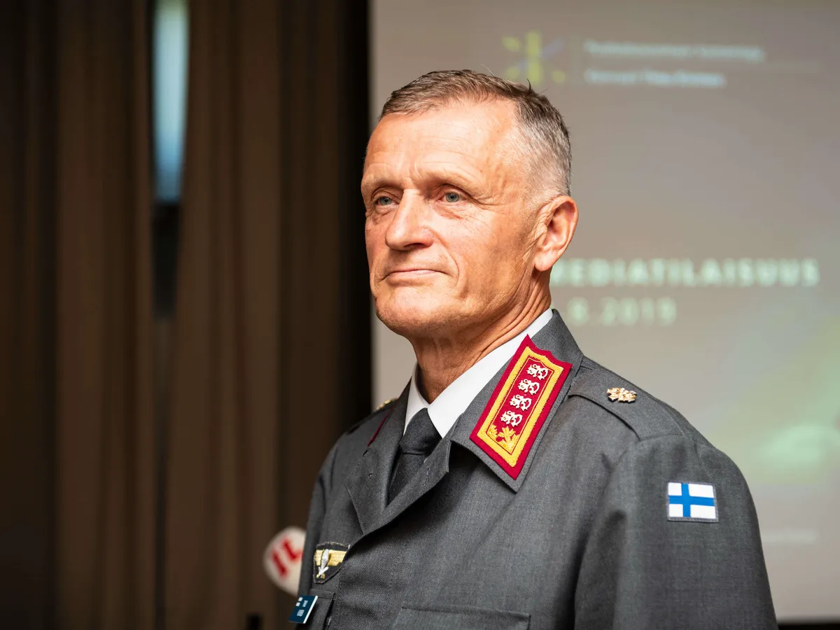 Suomen ja USA:n kenraalit keskustelivat – Tutkija ihmettelee: ”Nyt oikeasti  Puolustusvoimat” | Uusi Suomi