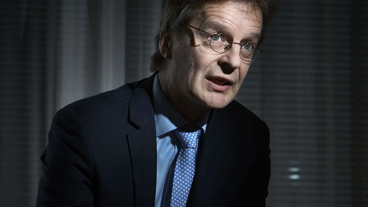 Liki 40 vuoden pankkiuran päättävä Nordea-johtaja huolissaan Euroopasta ja  Suomesta: ”Jokin on mennyt pieleen” | Talouselämä