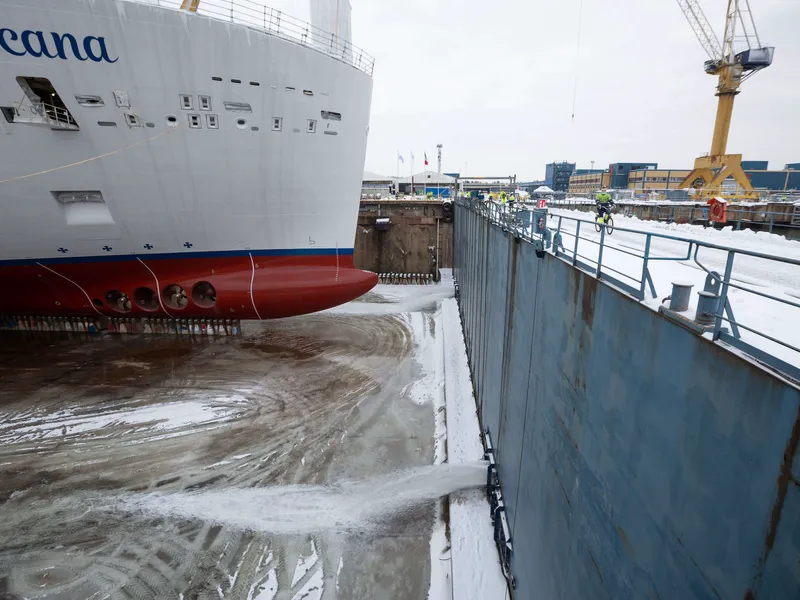 Meyer Turun telakalla Costa Toscana -alus laskettiin vesille tammikuussa 2021. Telakka pyrkii nyt saamaan tilauksen ilmastoneutraalista risteilyaluksesta uudessa tutkimus- ja kehityshankkeessa.