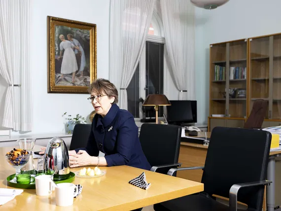 Maatalousministeri Essayah: ”Vakava paikka – pahimmillaan edessä ruokakriisi”