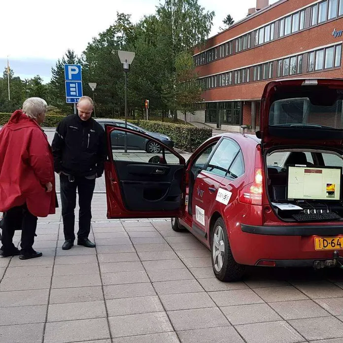 Tutkimus: Suomalaiset uskovat robottiautojen parantavan turvallisuutta –  takapenkillä keksittäisiin monenlaista puuhaa | Tekniikka&Talous