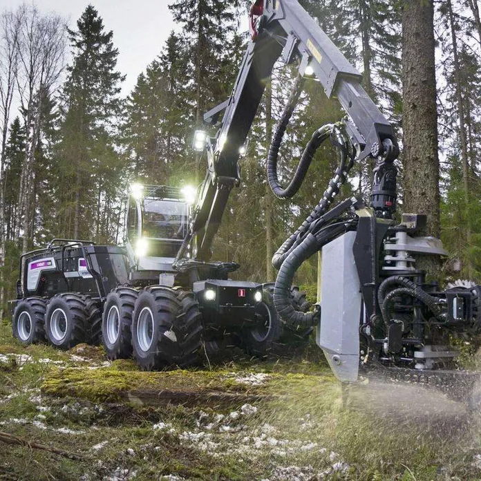 Paino 24 500 kg – Maailman tehokkain metsäkone tulee Suomesta ja käyttää  hybriditekniikkaa | Tekniikka&Talous