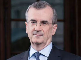 Ranskan keskuspankin johtaja Francois Villeroy de Galhau kertoo yllättyneensä uutistoimisto Bloombergin artikkelista.