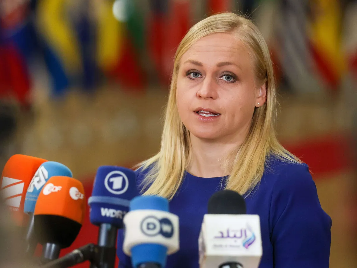 elina-valtonen-ukrainalaislasten-pakkosiirroista-ven-j-lle