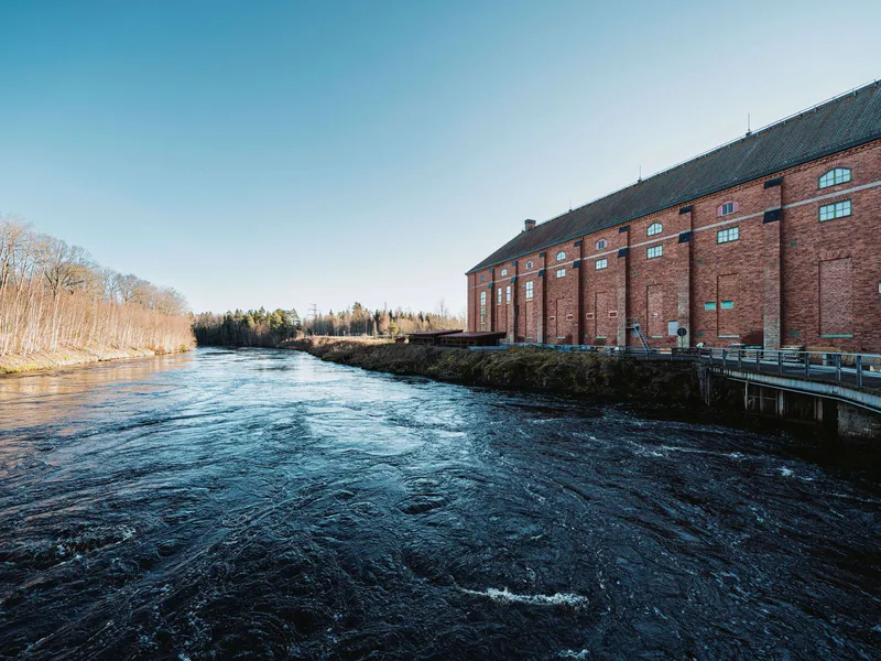 Pohjoismaat vievät tänä vuonna merkittävästi enemmän sähköä kuin viime vuonna, ennakoi analytiikkayhtiö Montel. Etenkin vesivoiman tarjontaa tulee riittämään. Kuva Fortumin Ruotsissa sijaitsevasta vesivoimalasta.
