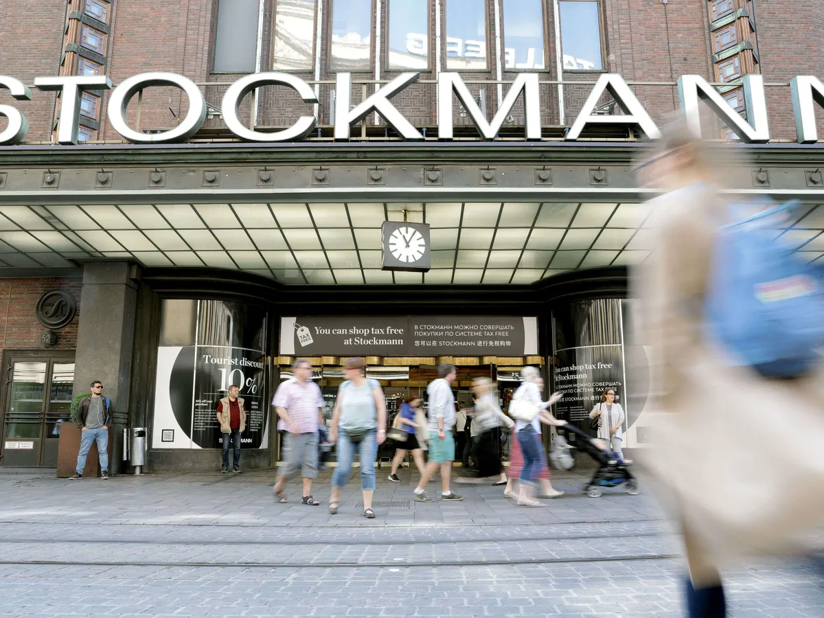 Velkaantuneen Stockmannin oikaistu liiketulos koheni, liikevaihto supistui  reippaasti | Talouselämä