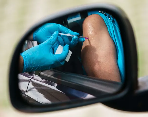 Saksa aloittaa kolmannen rokoteannoksen jakelun riskiryhmäläisille ensi kuussa.