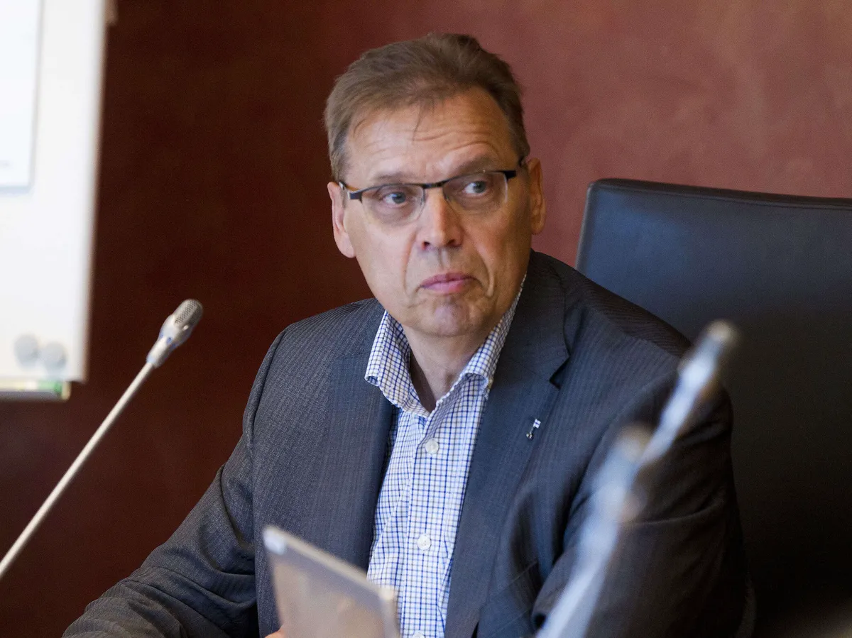 kiky-konkari-lauri-lyly-syytt-hallitusta-sumuverhosta-t-m-on