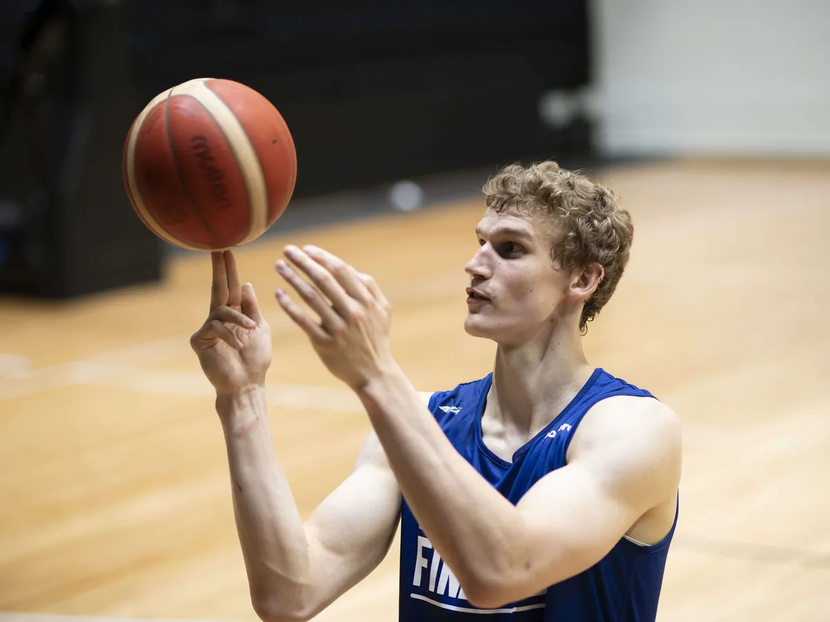 Tämän verran Lauri Markkanen tienaa Muiden susijengiläisten ansiot