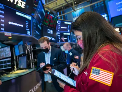 Wall Street sulkeutui laskuun sijoittajien odottaessa keskuspankkiirien kokousta: "Ristiriitainen talousdata ei ole herättänyt ihmetystä osakemarkkinoilla" - Vimarsana News