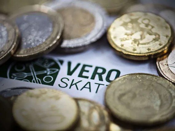 Euroja Sataa Nyt Valtion Kirstuun Ovista Ja Ikkunoista Hallitus Ei 