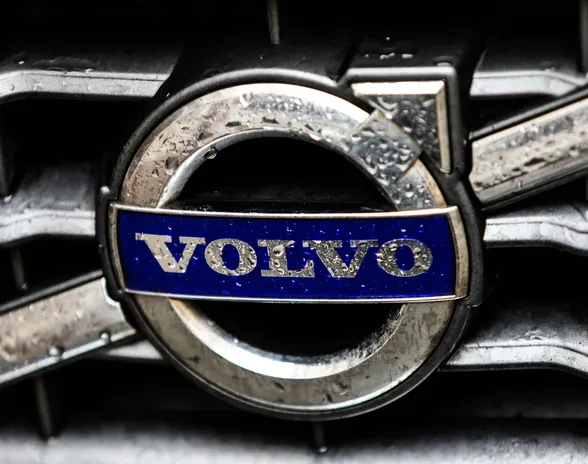 Volvo aikoo esitellä täyssähköisen kansanmaasturin kesällä.