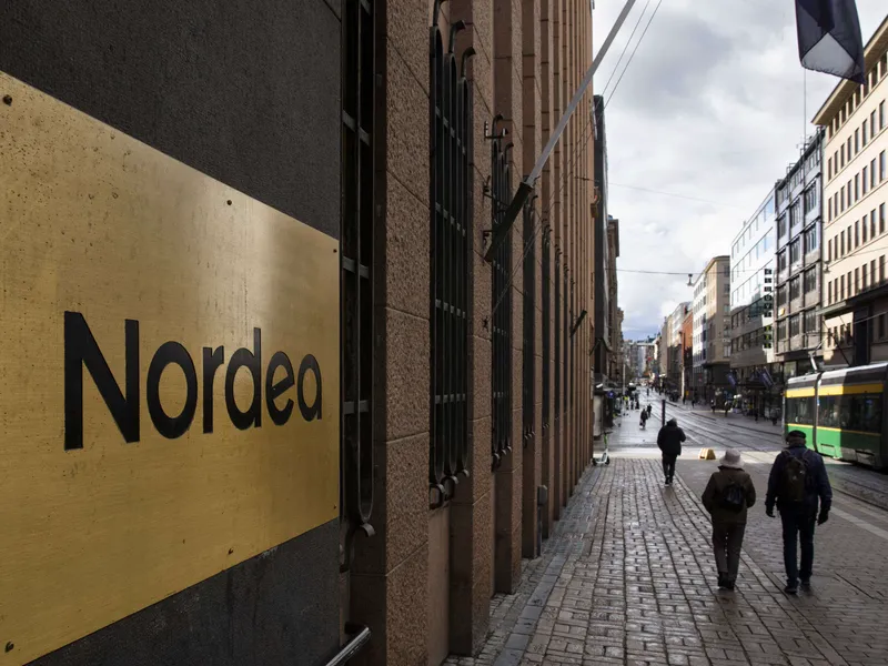 Nordea yllätti odotuksia paremalla tuloksella. Tänä vuonna yhtiön korkokate paisuu 1,1-1,5 miljardia euroa korkojen noustua.