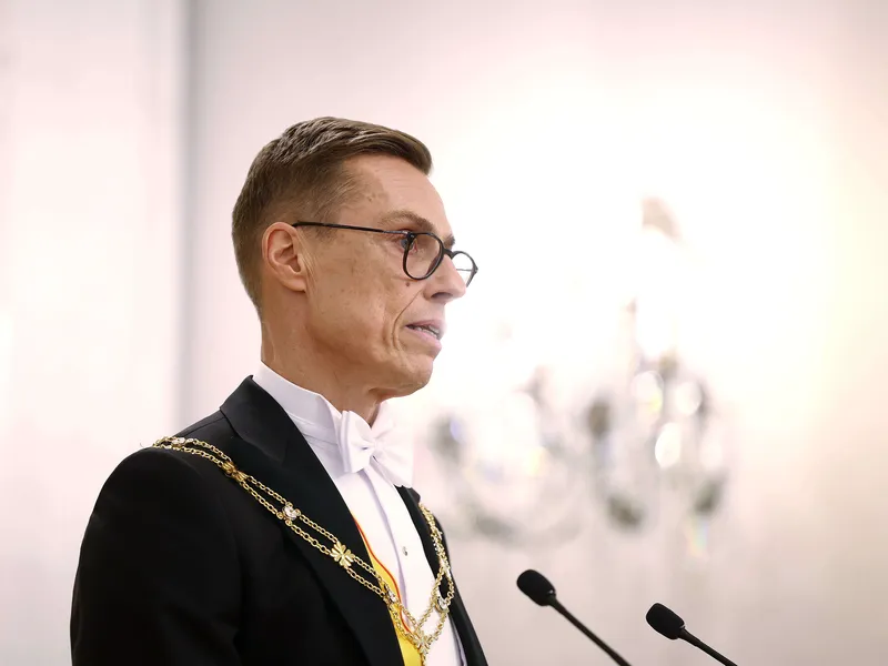 Alexander Stubb Saanut Ensimmäiset Presidentille Kuuluvat Briiffit ...