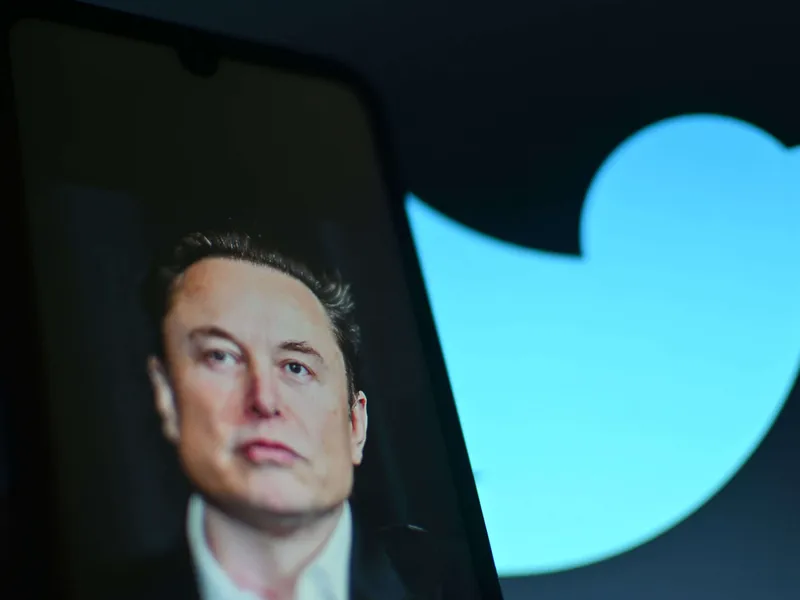 Sosiaalisen median palvelu Twitter saa uuden toimitusjohtajan, yhtiön omistaja ja toimitusjohtajana toiminut Elon Musk kertoo.