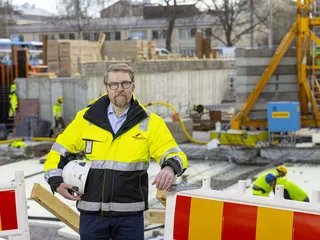 Konsernijohtaja Juha Metsälä uskoo asunnonostajilla olevan vielä heikot ajat edessä.