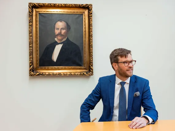 Rikkaiden perheiden edustajat kertovat, miten Ahlströmien, Pauligien ja Toivasten varoja hoidetaan – ”Ennen päätökset tehtiin siihen tyyliin, että tilillä on rahaa, ostetaan joku osake”