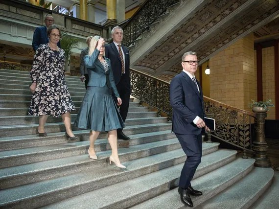 Nyt tuli jääkylmä suihku Riikka Purran ja Petteri Orpon niskaan: Pysäyttävä varoitus ja tiukka aikaraja