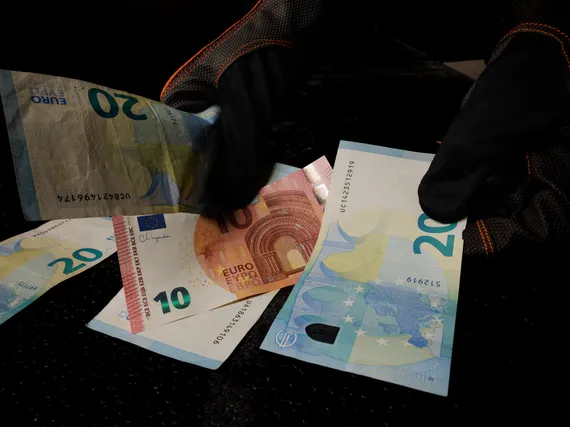 Pian voimaan Suomessa: Tämä tieto palkoista täytyy kertoa jo ennen työhaastattelua