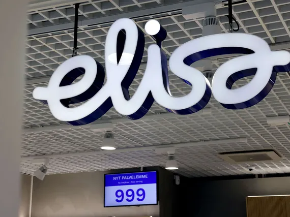 Elisa aloittaa muutosneuvottelut – Voi johtaa 400 työpaikan vähenemiseen Suomessa