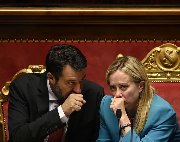 Italian Matteo Salvini ja Giorgia Meloni pyrkivät rakentamaan keskustaoikeiston ja äärioikeiston yhteistä rintamaa ensi vuoden eurovaaleihin.