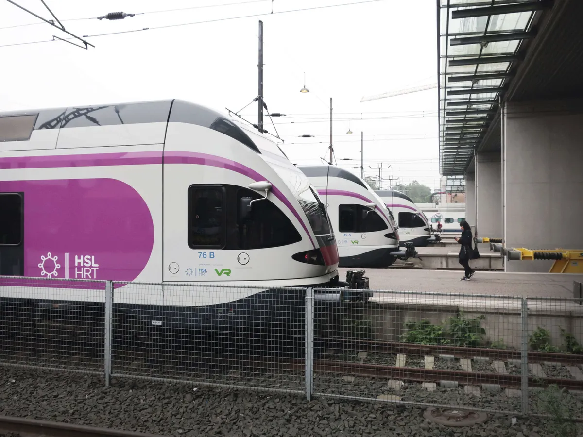 VR n Matkustajam r Romahtanut Jopa 80 L hiliikenne L hes 