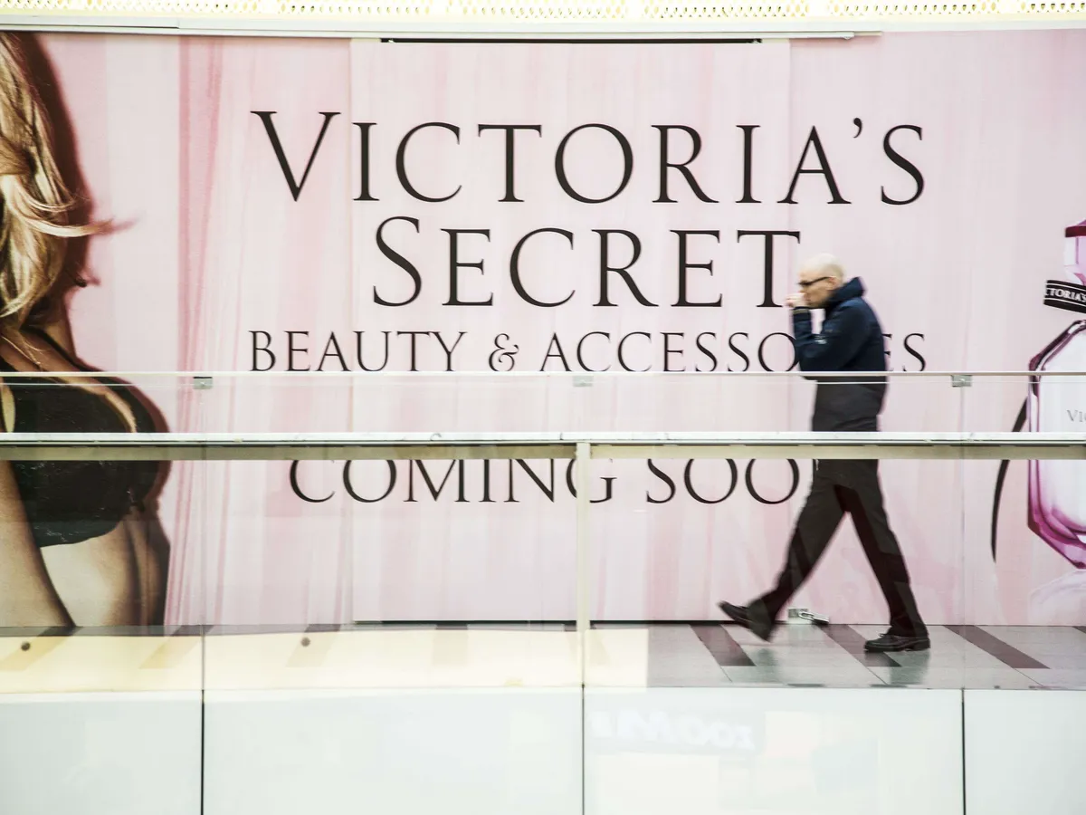Victoria's Secret esitteli kahden miljoonan dollarin rintaliivit