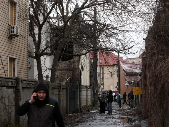 Ex-brittiministeri paljastaa: Ammukset loppuisivat sotatilanteessa 8 päivässä – ”Kansa pimennossa”