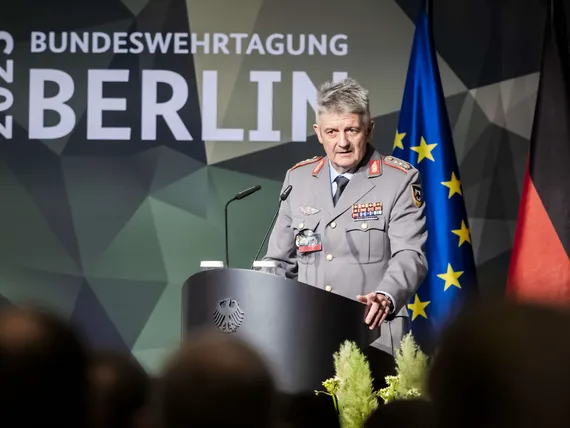 Kenraali: 800 000 Nato-sotilasta läpi Saksan – Tällainen on suunnitelma Venäjän hyökätessä, lehti kertoo