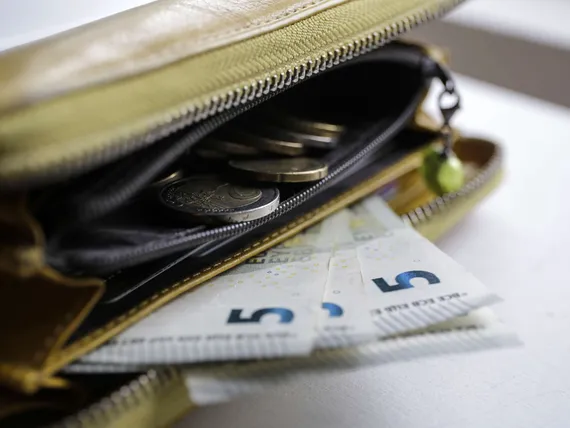 Jyrähdys 1886 €/kk -eläkkeistä – ”Syyllistetään kollektiivisesti”