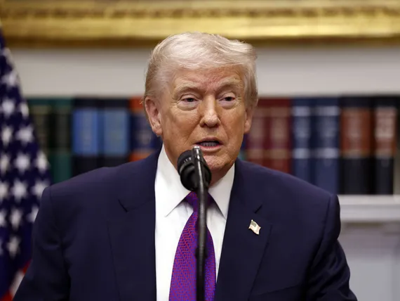 Donald Trump joutuu perääntymään – Äänestäjät kääntyivät vastaan, FT kertoo