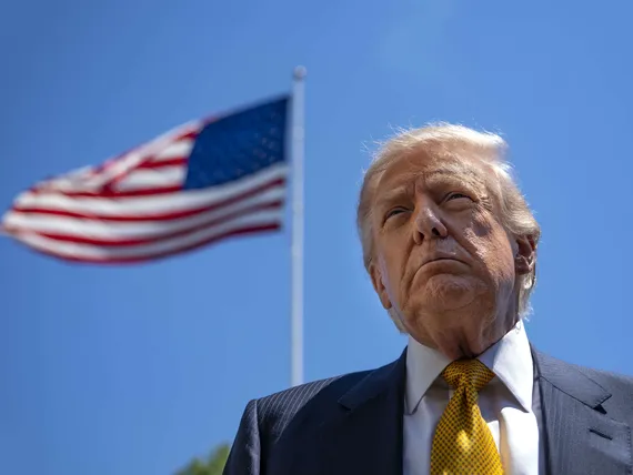 Trumpin kohuvalinta sähköisti koko asetelman – Demokraattien tilanne helpottui juuri, sanoo asiantuntija