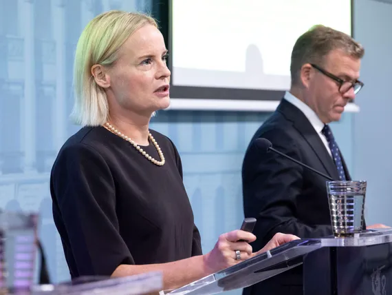 ”Hulluuden huippu” – Länsiradasta täysryöpytys, Riikka Purra sivaltaa