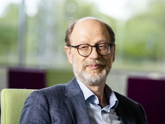 Tutkimus: Edelläkävijäyritykset hyödyntävät ulkopu