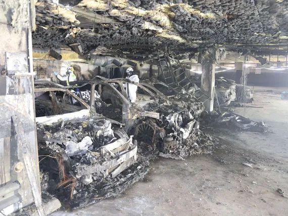 Mitä tapahtui Tampereen suuren autopalon jälkeen? Vakuutusyhtiö sai käsiinsä ainutlaatuista dataa