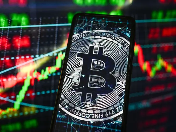 Bitcoinista vuotaa nyt miljardeja