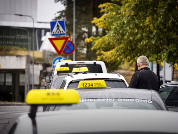 Eduskunta niittasi lakimuutoksen – Takseihin suuria muutoksi