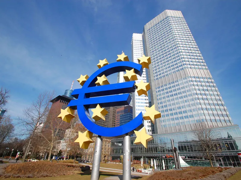 Euroalueen inflaatiospurtti katkesi viimein marraskuussa – ”Helpottava  uutinen sekä markkinoille että keskuspankille” | Talouselämä