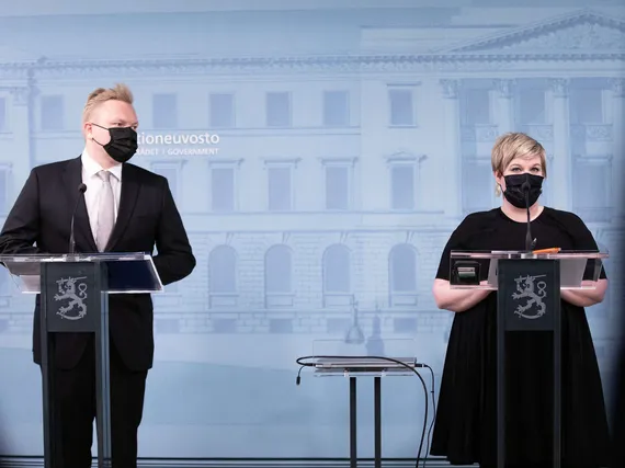 Valtiovarainministeri Annika Saarikko: Suomella on kolme ongelmallista  pullonkaulaa | Kauppalehti