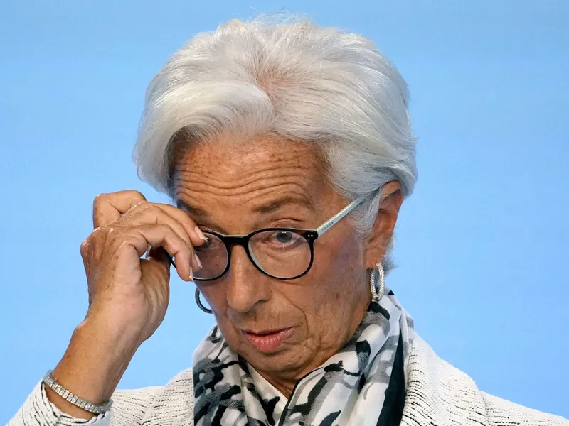 EKP:n Christine Lagarde sanoi tiedotustilaisuudessaan torstaina, että ohjausorkoa nostetaan vähintään kahdessa ja enintään viidessä tulevassa kokouksessa.