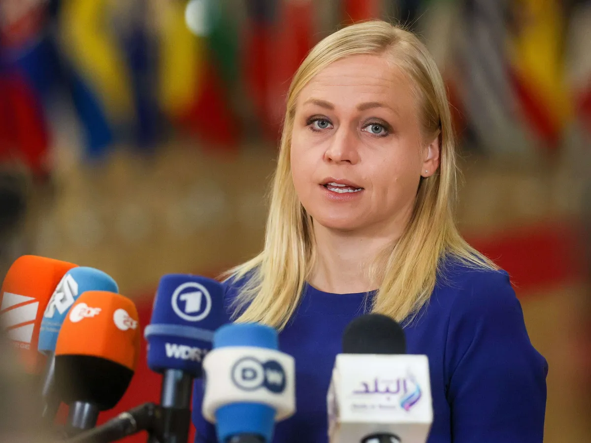 Elina Valtonen Vetosi Israeliin, Jotta Humanitaarinen Apu Saataisiin ...