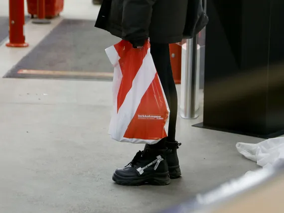 Vaikeuksiin ajautunut Verkkokauppa.com aloittaa muutosneuvottelut – Analyytikko: ”Nyt sitten höylätään kerralla kunnolla”