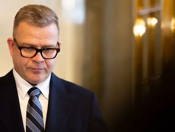 Oppositio hämmästelee Petteri Orpon puheita – RKP olisi valmis palauttamaan työttömyystuen suojaosan